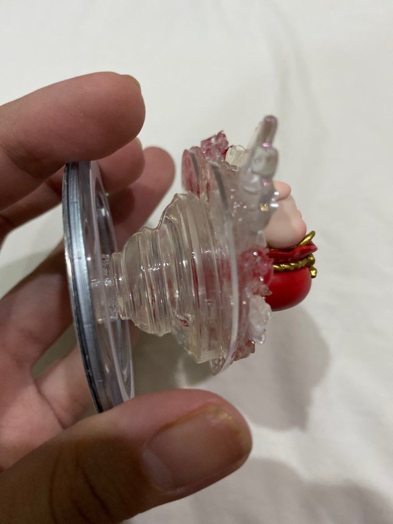 Magnetic Popsocket Pig (Category: Mounts & Holders) located in San Fernando. Submitted by cjsllmb (Listing ID 1315336900, Image 2). Description: Brand new on hand.