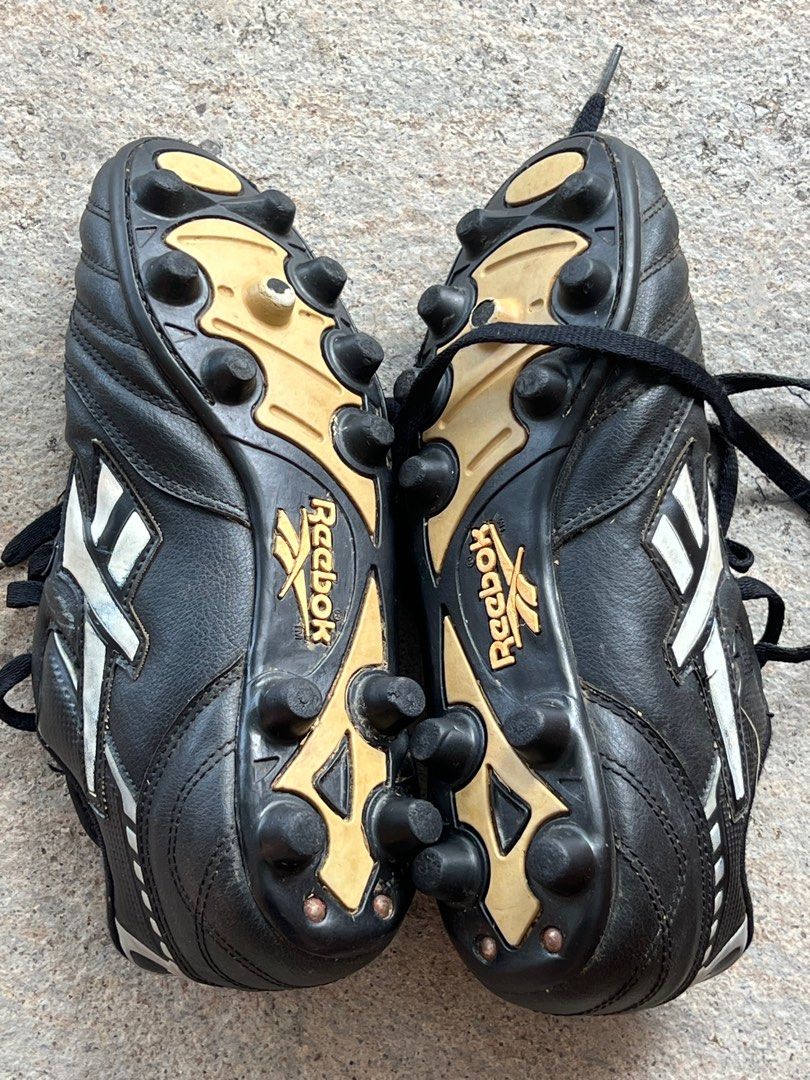 Rbk football boots clearance
