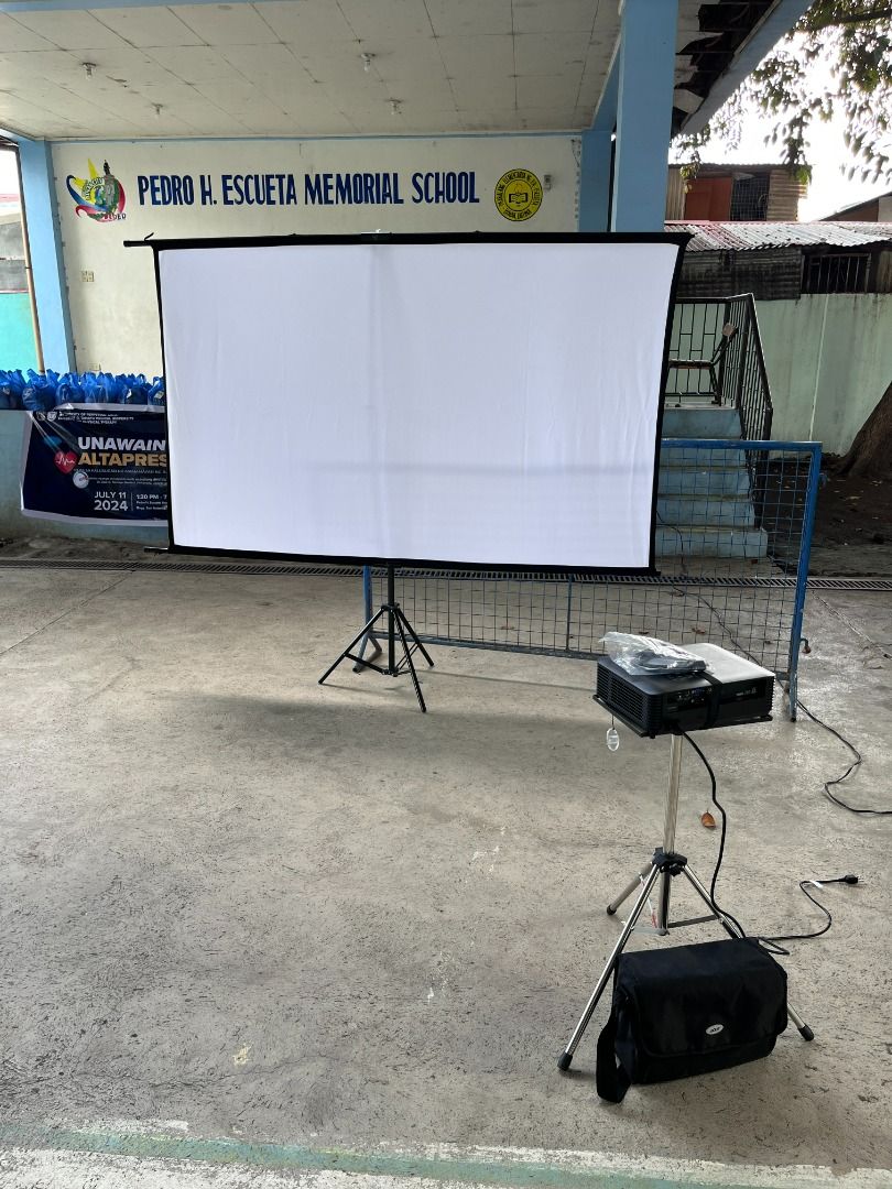 RENTALS LED Projector 4800 ANSI Lumens for RENTALS only with white ...
