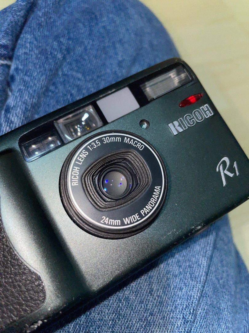 RICOH むずかしく r1