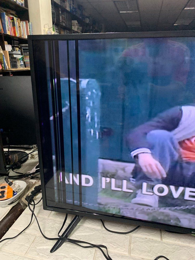 Sharp Android Smart TV 42” ( with issue vertical line on sides) (Category: TV) located in Pasay City. Submitted by ayinong168 (Listing ID 1315341396, Image 3). Description: Item is in good condition working 220volts smart android tv , with free remote no box included pls see attached pics for refernce with issue .