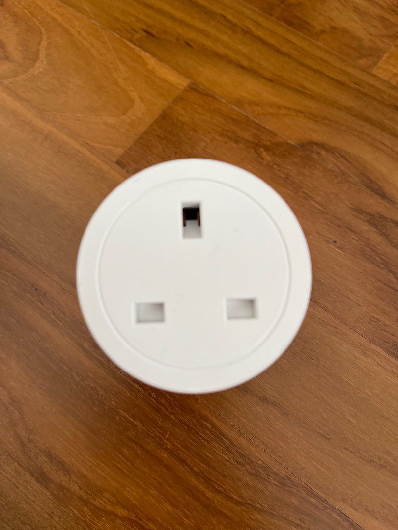 Smart Socket (Category: Electrical, Adaptors & Sockets) located in Singapore. Submitted by rouwan878 (Listing ID 1315397043, Image 1). Description: Almost new. 1 for $10. 3 for $25..