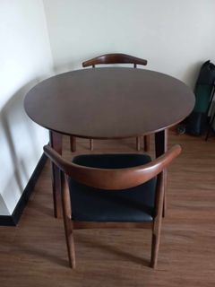 (Category: ) located in . Submitted by furniturefinds888 (Listing ID 1315433088, Image 1). Description: .
