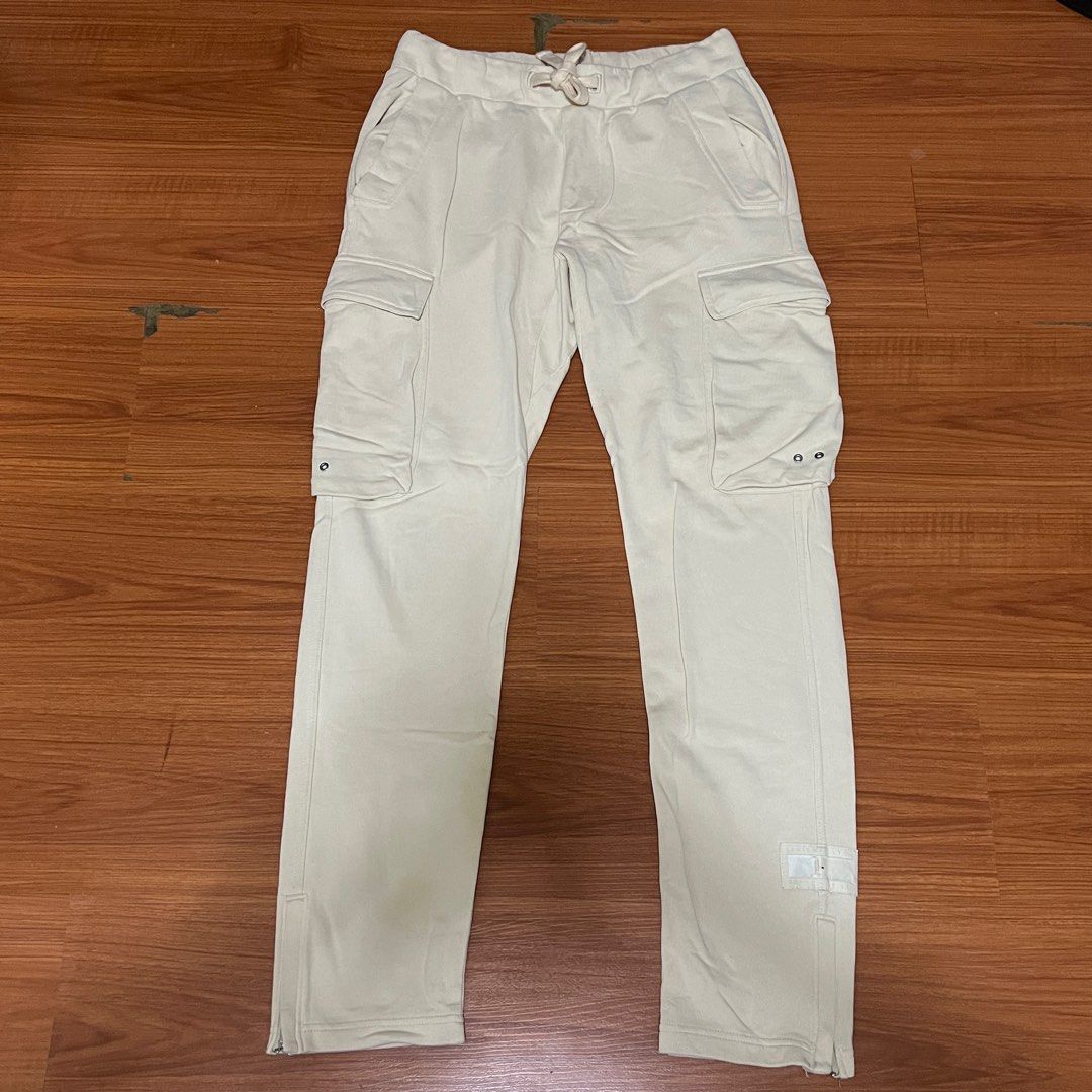 Tommy Hilfiger x Lewis Hamilton (Category: Joggers) located in Manila. Submitted by mb_25_90 (Listing ID 1315351760, Image 1). Description: Fits waist 30-31.