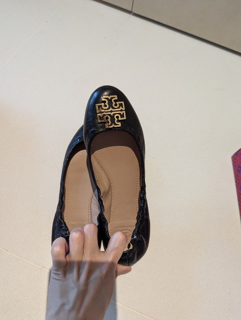 Tory burch melinda ballet flats in leather Women s Fashion Footwear Flats on Carousell