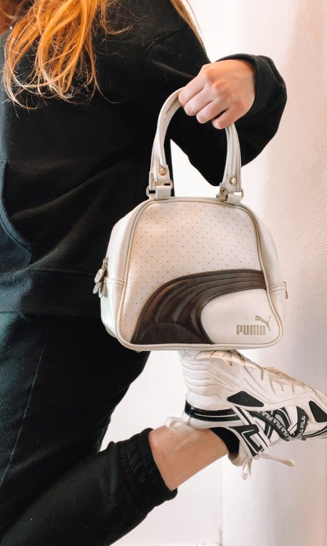 Vintage Puma - Bowling Bag (Category: Clutches) located in Puerto Princesa. Submitted by mshookup (Listing ID 1315342255, Image 3). Description: Issue(s): Needs cleaning Manage your expectations. Thrifted‼️.