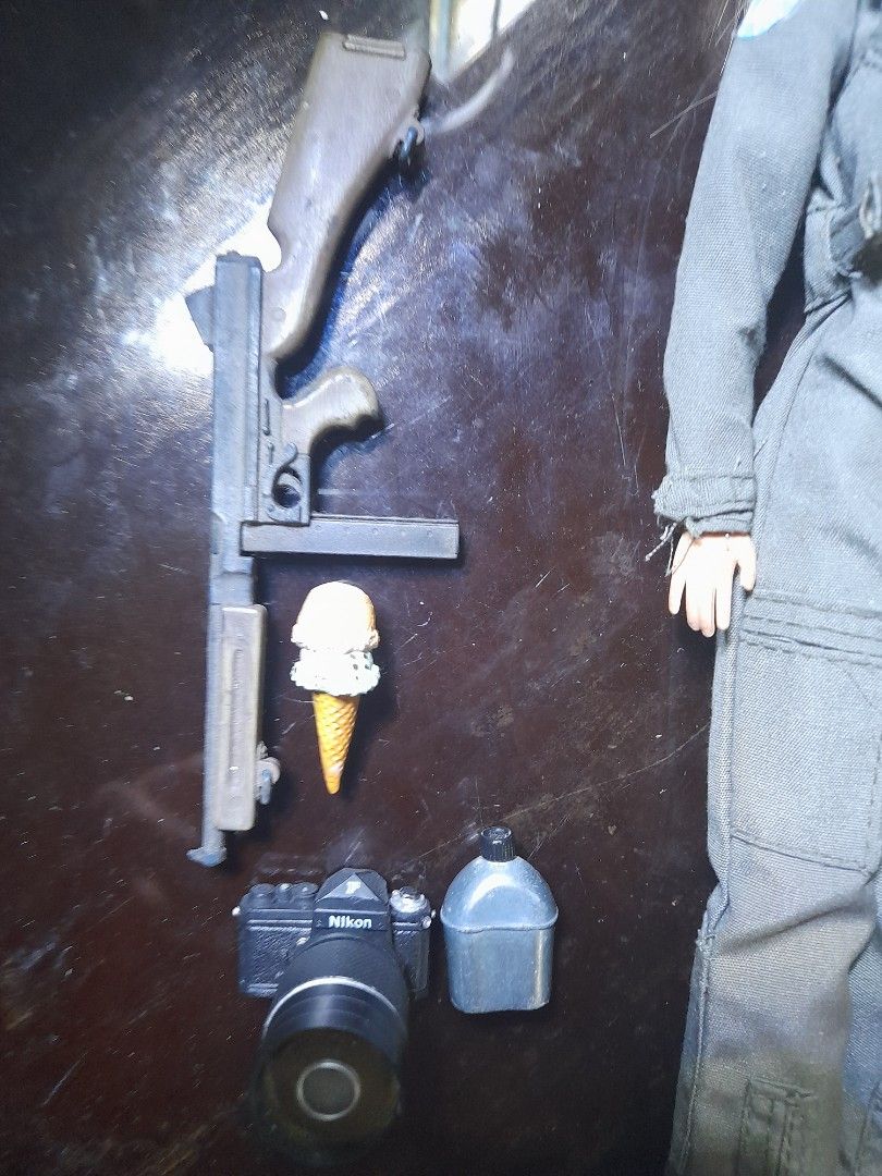 1/6 scale Accesories and Barbie Airforce (Category: Kids Toys) located in Caloocan City. Submitted by rpn90 (Listing ID 1315664885, Image 3). Description: for sale barbie airforce figure -490 pesos 1/6 camera nikon - 350 pesos ice cream cone -100 pesos water container- full metal -200 thompson - 200 shipping thru lbc cop or Lalamove pay service item.loc navotas city DM for details.