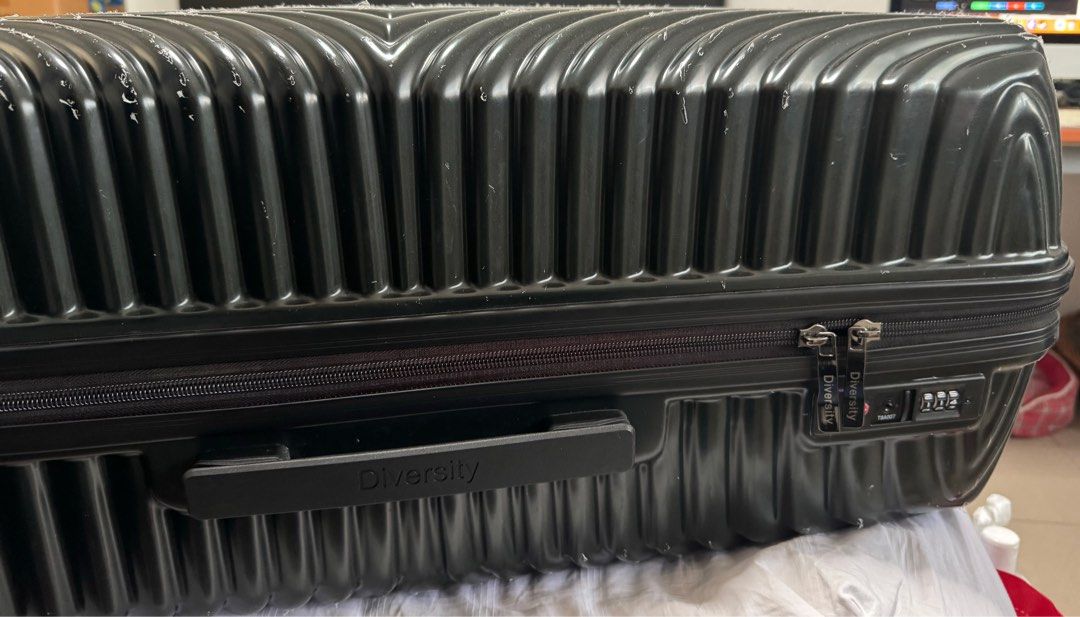 4 Wheeled Luggage with Hinomoto Wheels Bought in Japan