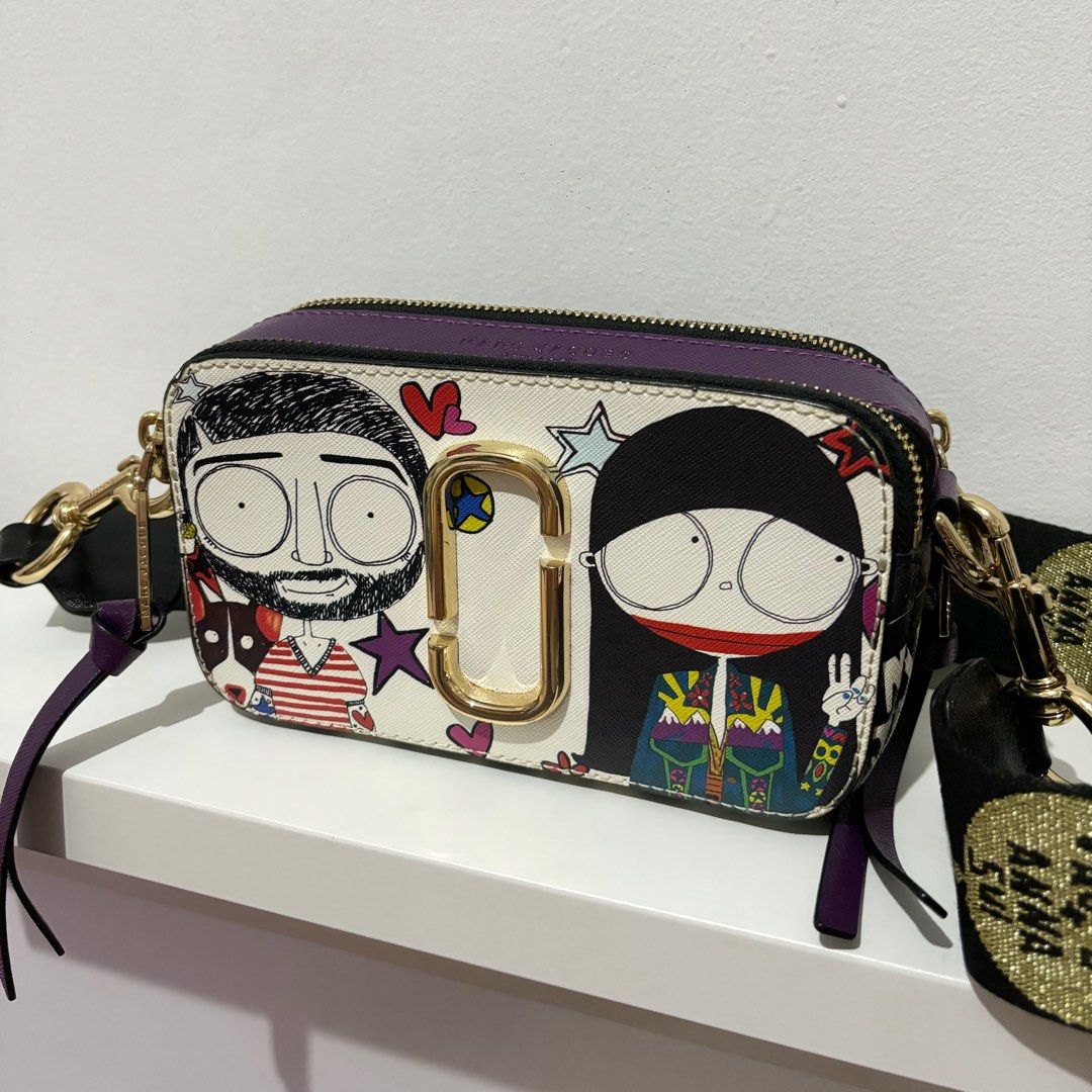 Authentic Marc Jacobs X Anna Sui Snapshot Bag (Category: Cross-body Bags) located in Manila. Submitted by riecart (Listing ID 1315591018, Image 3). Description: Authentic Marc Jacobs X Anna Sui Snapshot Bag Condition: Excellent, Used for a few times only Comes with a dust bag RFS: Decluttering Location: Santa Cruz, Manila Mode of Payment: Gcash, Maya, BDO Mode of Delivery: J&T, LBC, Flash Express, Lalamove.