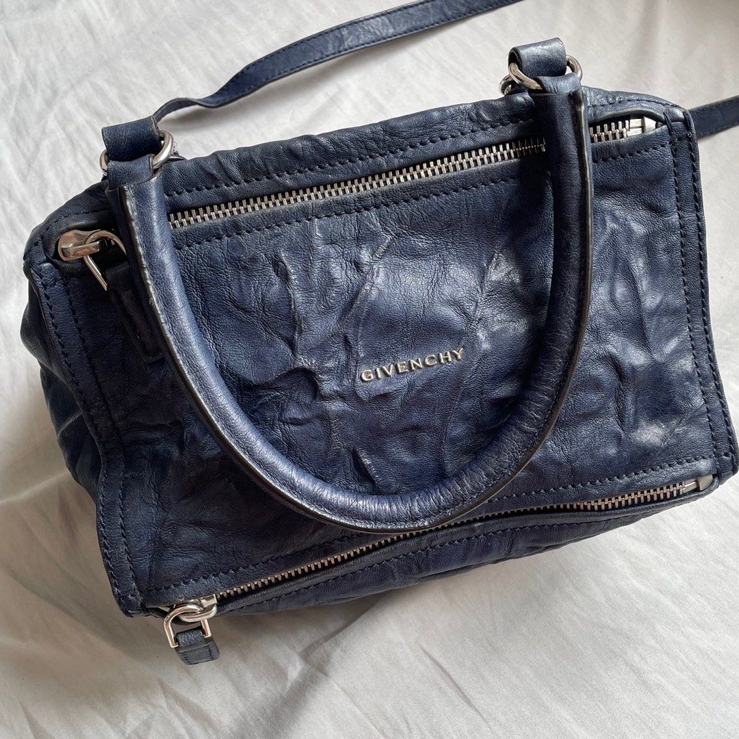Authentic Small Givenchy Pandora Crossbody Bag (Category: Luxury Bags & Wallets) located in Manila. Submitted by snatchmybag (Listing ID 1315520580, Image 1). Description: .
