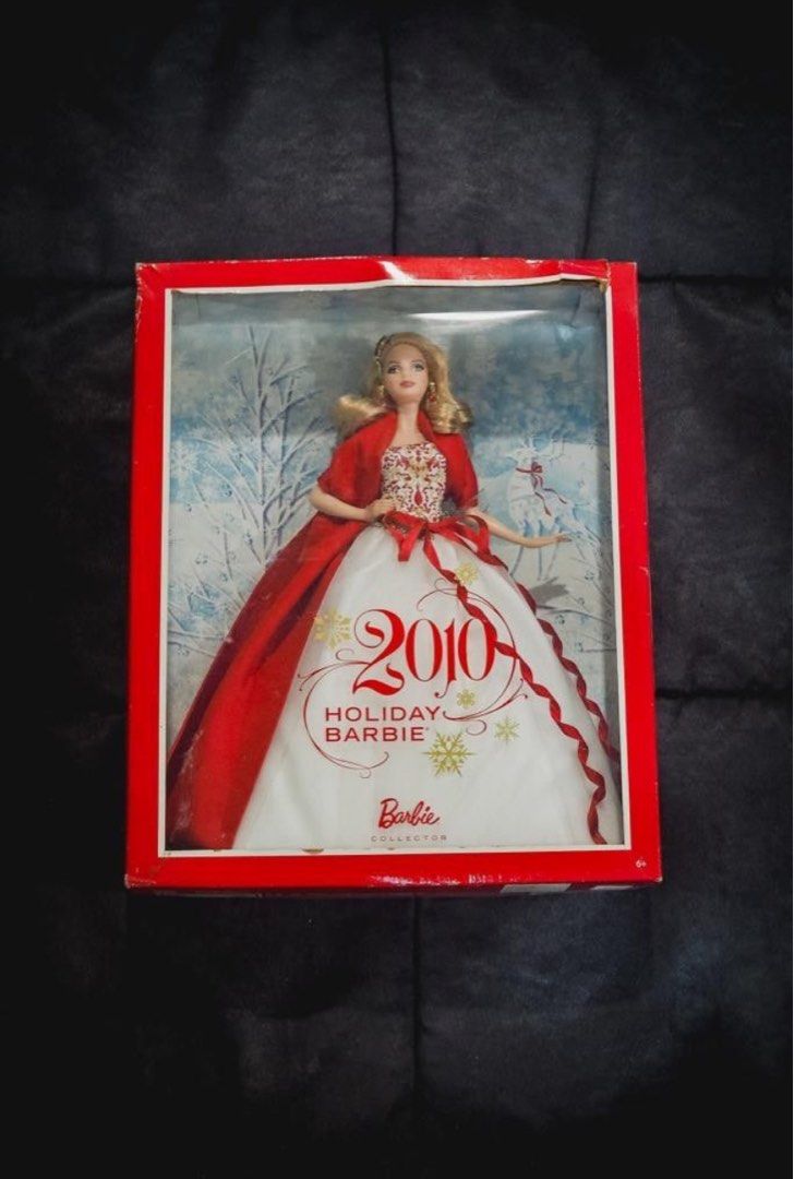 Barbie collector 2010 holiday doll top