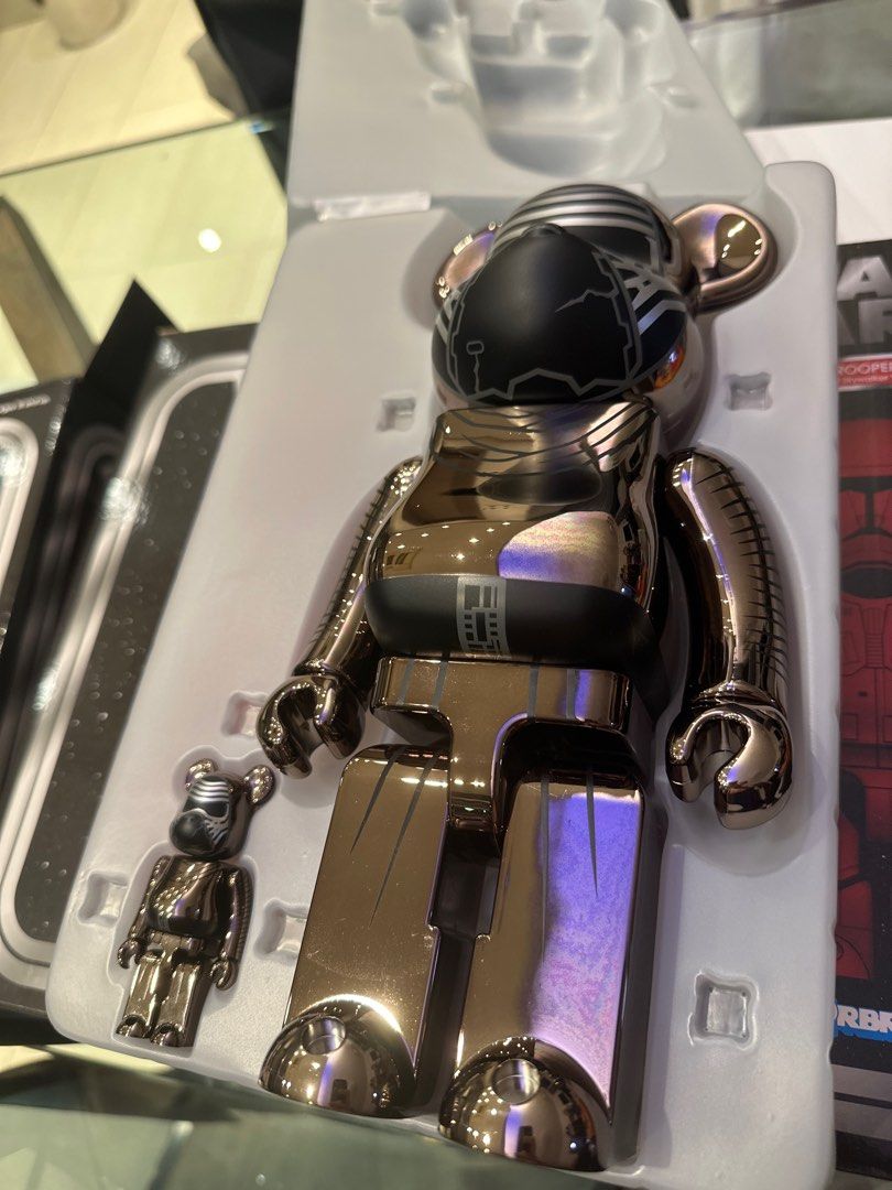 Bearbrick 400% 100% kylo ren chrome version star wars, 興趣及遊戲 