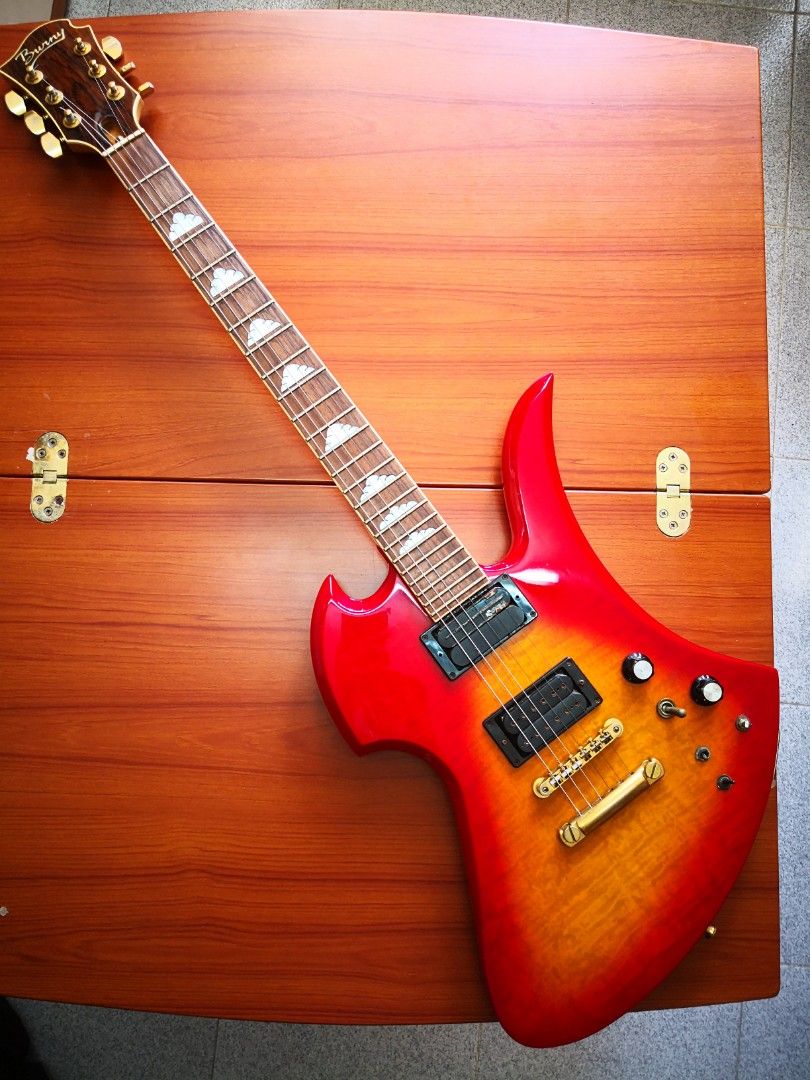 Burny FERNANDES X Japan Hide MG 130S 145S, 興趣及遊戲, 音樂、樂器