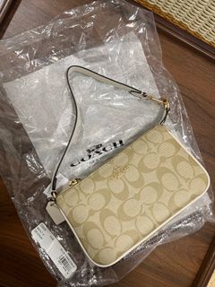 （分類：）位於 。 由 ncch519 提交（商品編號 1315608313，圖片 1）。簡介： 。