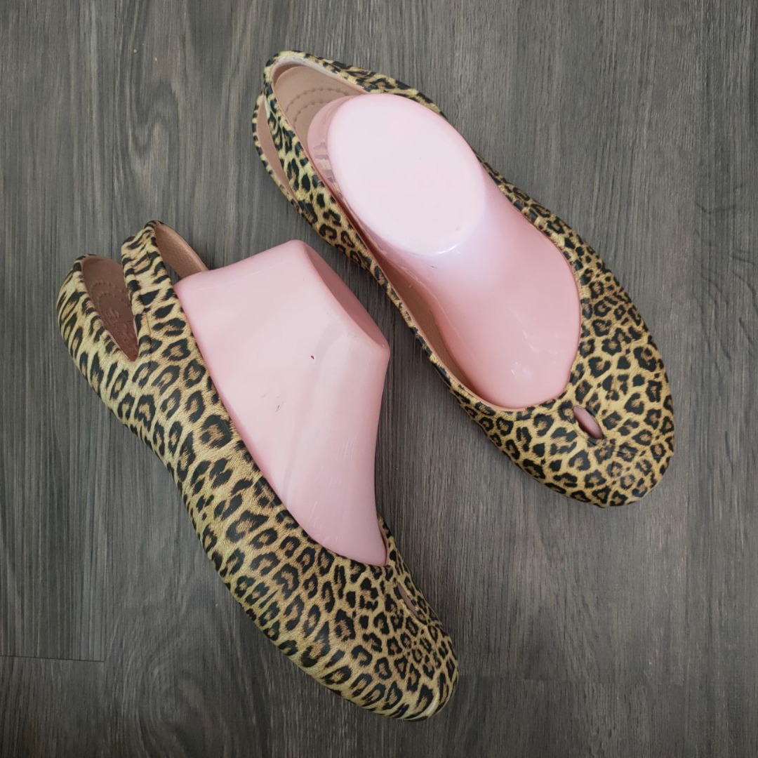 Crocs Ballet Cheetah Women W9 7UK