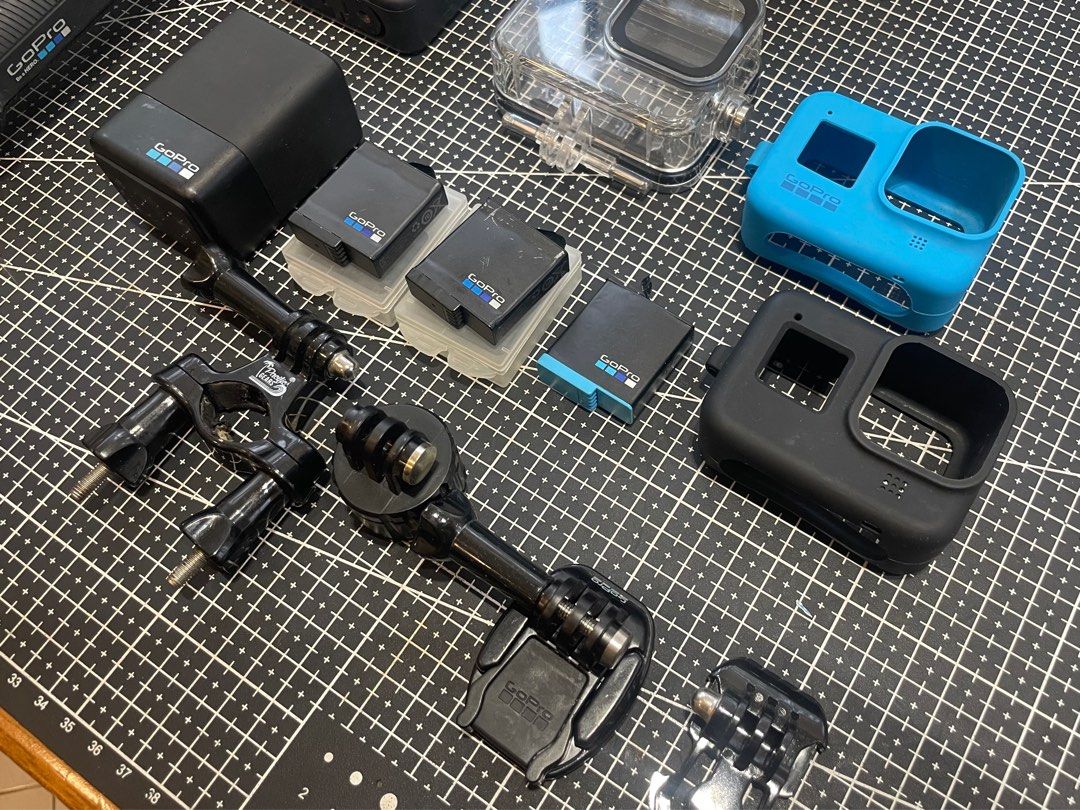 GoPro Hero 8 Black with Accessories (Category: Cameras) located in Daraga. Submitted by freitzdrei (Listing ID 1315507760, Image 3). Description: .
