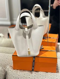 （分類：）位於 。 由 hycarly 提交（商品編號 1315521180，圖片 1）。簡介： 。