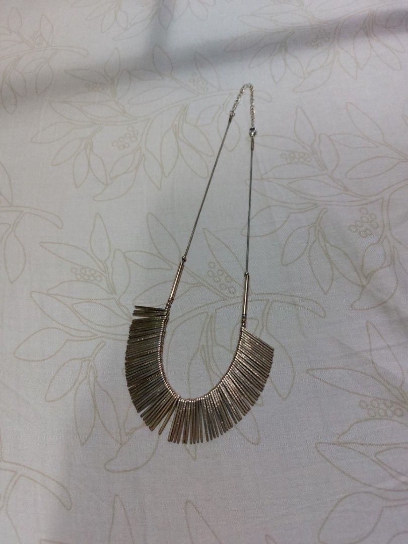 H&m statement necklace best sale