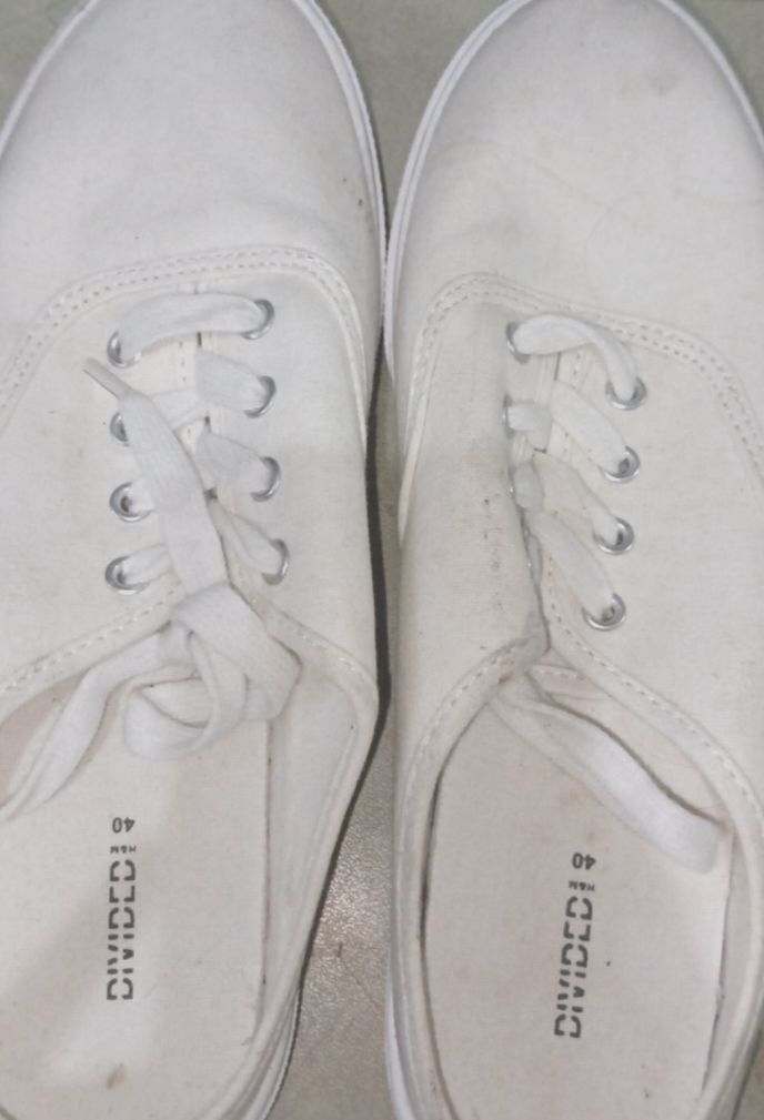 H&m white shoes shop