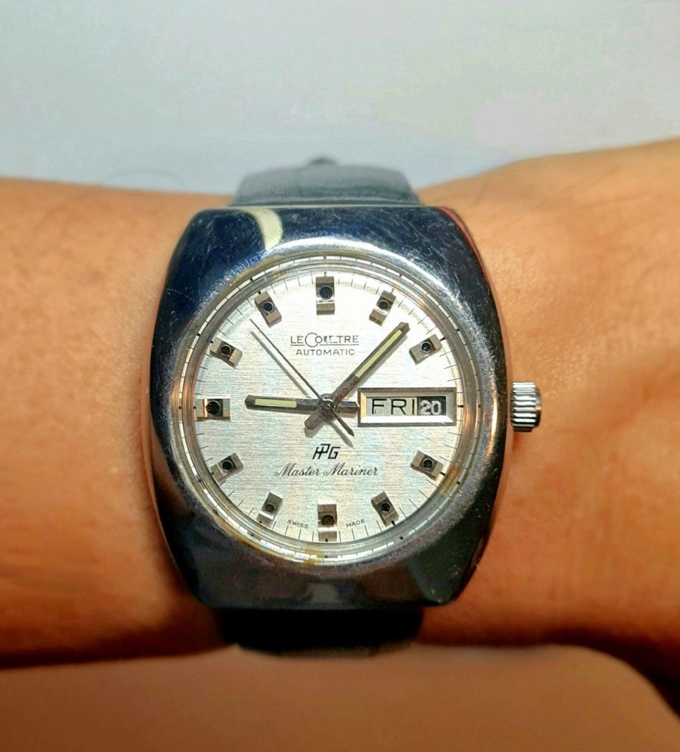 #Jaeger LeCoultre #Master Mariner HPG #Automatic #Swiss Made (Category: Luxury Watches) located in Caloocan City. Submitted by allig8 (Listing ID 1315590653, Image 1). Description: This JAEGER LECOULTRE Swiss watch boasts a stunning silvery case with a beautiful round Pearl White dial that features luminous hour markers as indices. The 39mm case houses a reliable automatic movement with 25 jewels, ensuring accurate timekeeping that will last beyo