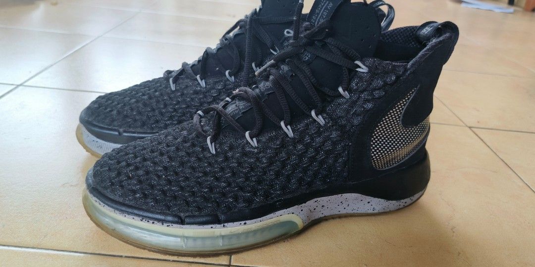 Kasut basketball deals