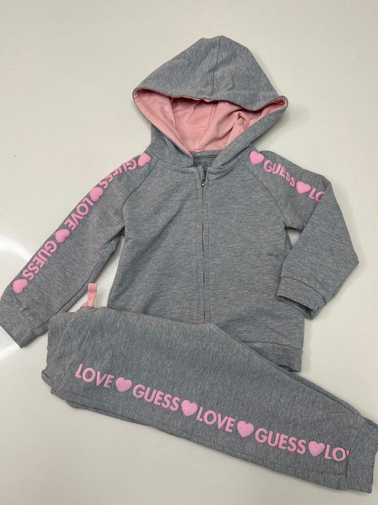 Guess jogger set online