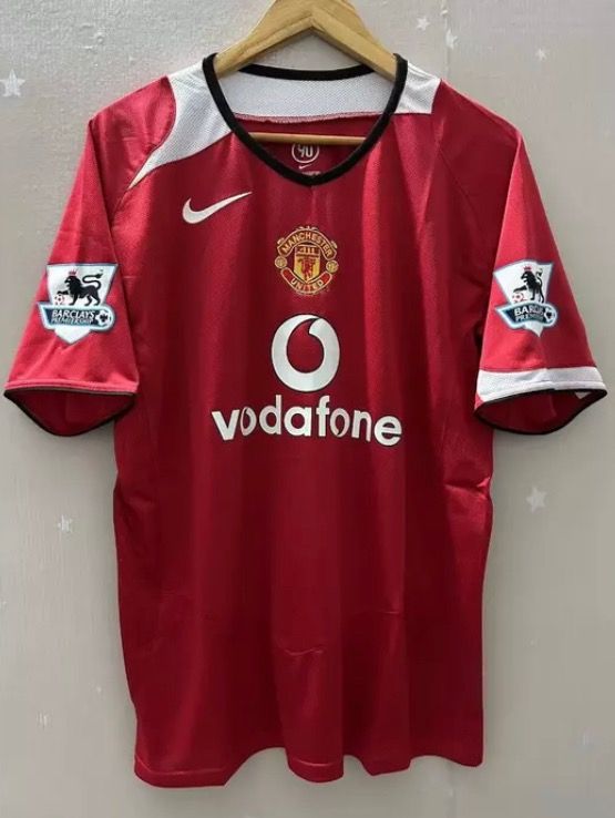 Manchester united kit 2004 best sale