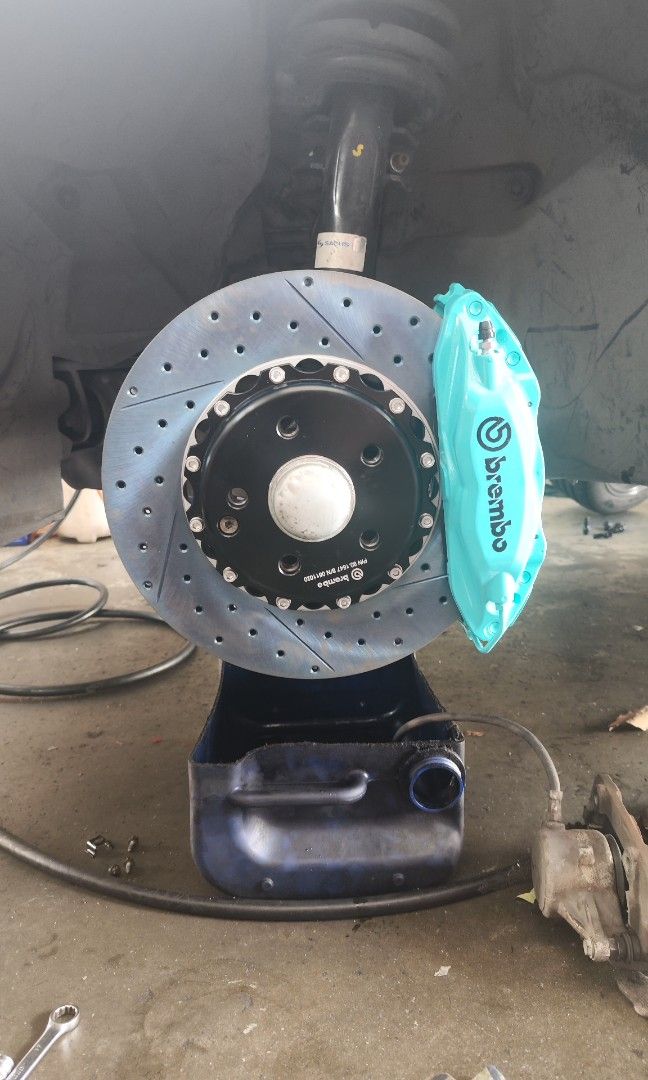 All car model brembo brake kit (Category: Car Workshops & Services) located in Singapore. Submitted by Lsautocarcare (Listing ID 1315504858, Image 1). Description: BREMBO BRAKE KIT Caliper rebuild new oil seal and ring Brand new 300 to 355mm disc Brand new brake pad Stainless steel hose Suitable Volkswagen golf mk5 mk6 mk7 gti tsi,Scirocco, Honda Civic fc fe jazz gk ge6 honda freed shuttle dc5 fn2 civic fc odyssey vezel, Audi a4 a5 ,Skoda,toyota 