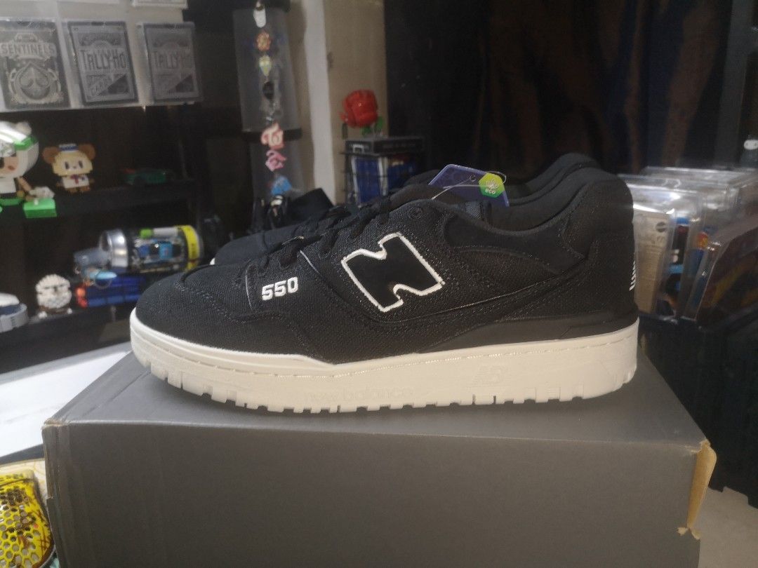 NB 550 Black hemp (Category: Sneakers) located in Obando. Submitted by diellen (Listing ID 1315528295, Image 2). Description: NB 550 Black hemp Sz 9.5, BNDS Complete with tags and inserts 4.3k only ‼️ rfs: pasabuy from japan na di kinuha ng buyer Valenzuela/UST loc.