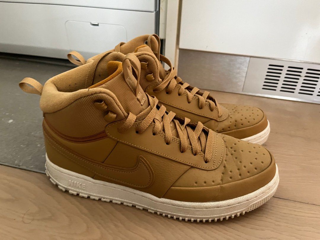 nike mid winter trainers