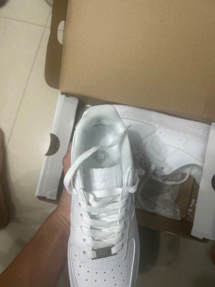 Nike White Airforces (Category: Sneakers) located in Bacoor. Submitted by daniel2128 (Listing ID 1315681851, Image 2). Description: Nike White Airforces for sale never used or worn it was supposed to be a gift but i changed my mind and i needed cash | For girls and boys Size is bellow .