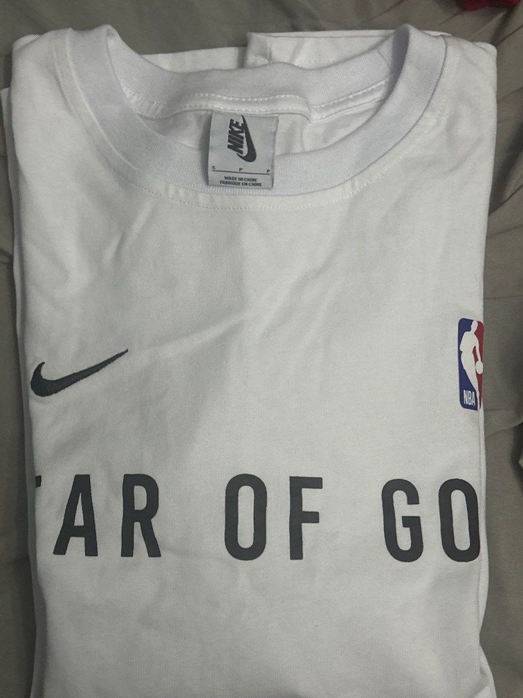 Nike x Essential shirt (Category: Tshirts & Polo Shirts ) located in Bacoor. Submitted by daniel2128 (Listing ID 1315682452, Image 3). Description: Nike x Essentials Shirt Size Small No stains No dirt brand new shirt .