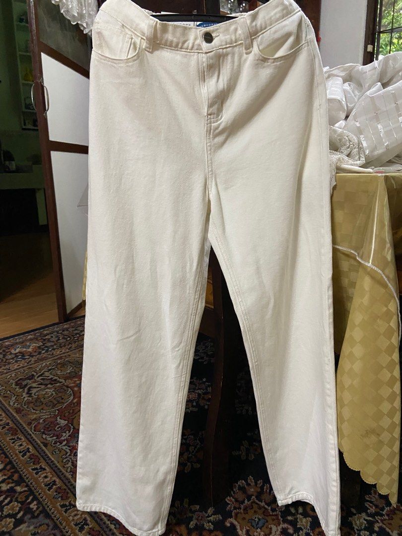 Penshoppe Wide Leg Pants (Category: Other Bottoms) located in Daraga. Submitted by jen.nini (Listing ID 1315591079, Image 1). Description: with tag brand new 24-27 with garter sa back ng pants.