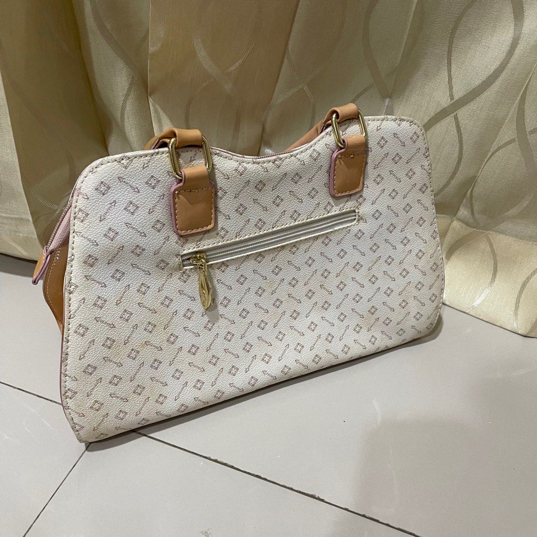 PINK WOMEN HAND BAG WEILI POLO, Fesyen Wanita, Tas Dompet di