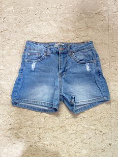 (Category: ) located in . Submitted by wavyj (Listing ID 1315589979, Image 1). Description: .