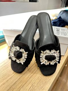 (Category: ) located in . Submitted by ctluxefinds (Listing ID 1315616370, Image 1). Description: .