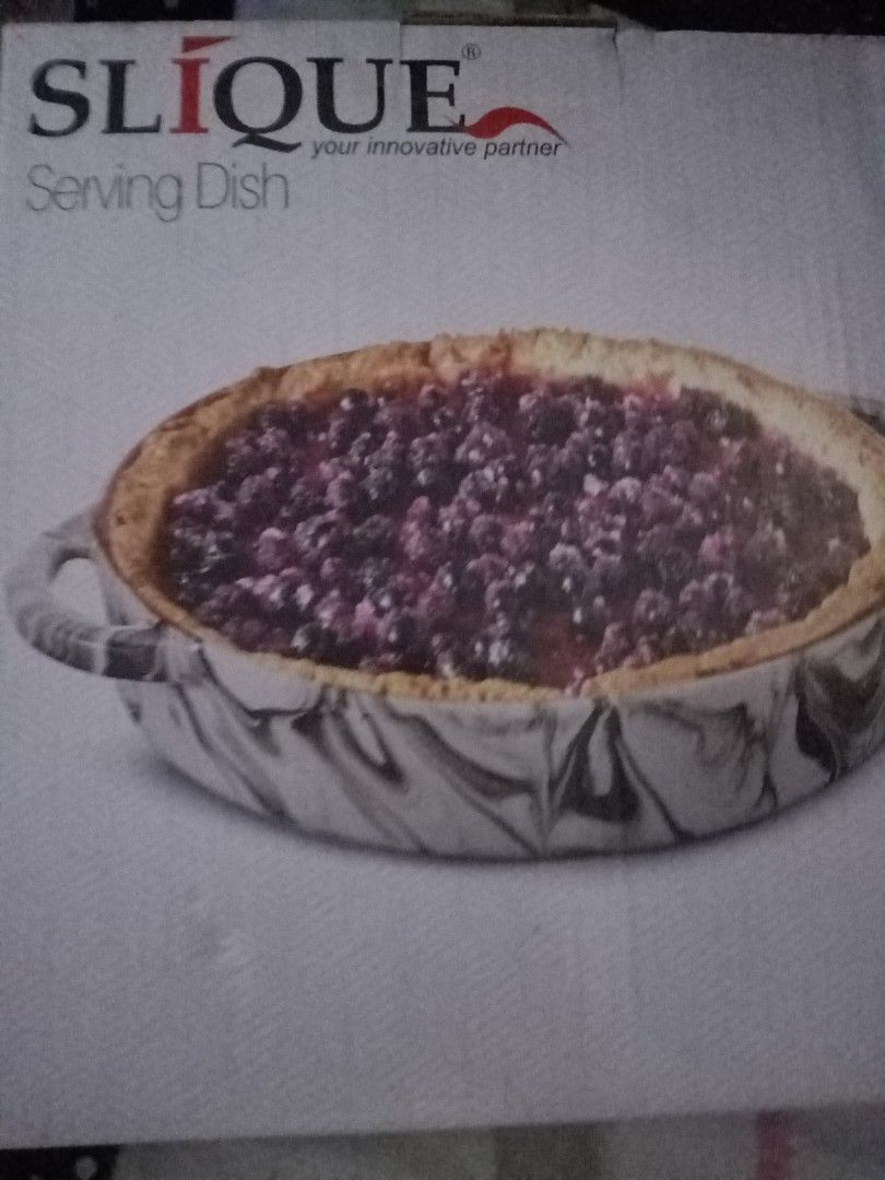 Slique Serving Dish (Category: Bakeware) located in Mandaluyong City. Submitted by line1624 (Listing ID 1315591160, Image 1). Description: For Sale! Slique Serving Dish... Stone ware baking dish! Serving dish! Pm me if interested ☺️.
