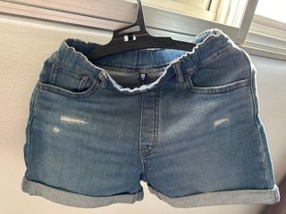 (Category: ) located in . Submitted by cynthia022 (Listing ID 1315653206, Image 1). Description: .