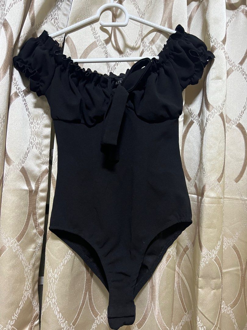 XS-S Offshie Bustier Bodysuit (Category: Blouses) located in San Mateo. Submitted by cjsamson (Listing ID 1315632053, Image 1). Description: .