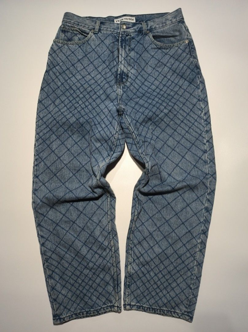 YESEYESEE BAGGY PANTS (Category: Jeans) located in Davao. Submitted by sentimentalgoodz (Listing ID 1308672011, Image 1). Description: YESEYESEE NET BAGGY PANTS 10/10 CONDITION SIZE 32.