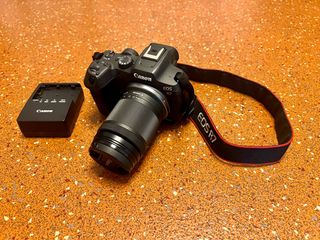 （分類：）位於 。 由 mic.law 提交（商品編號 1315858810，圖片 1）。簡介： 。