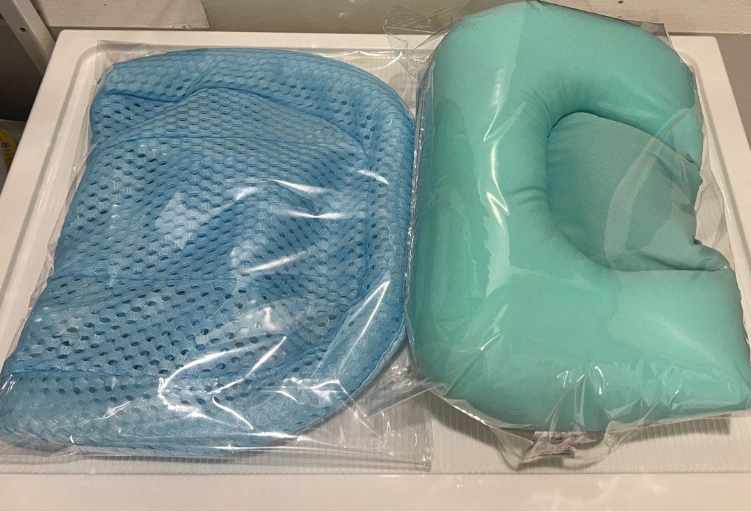 Baby Bath Adjustable Seat Net and Cushion (Category: Other Baby Bathing & Changing Needs) located in Quezon City. Submitted by thegoodstuff_ph (Listing ID 1315861448, Image 1). Description: Good as new Php 200 for 2.