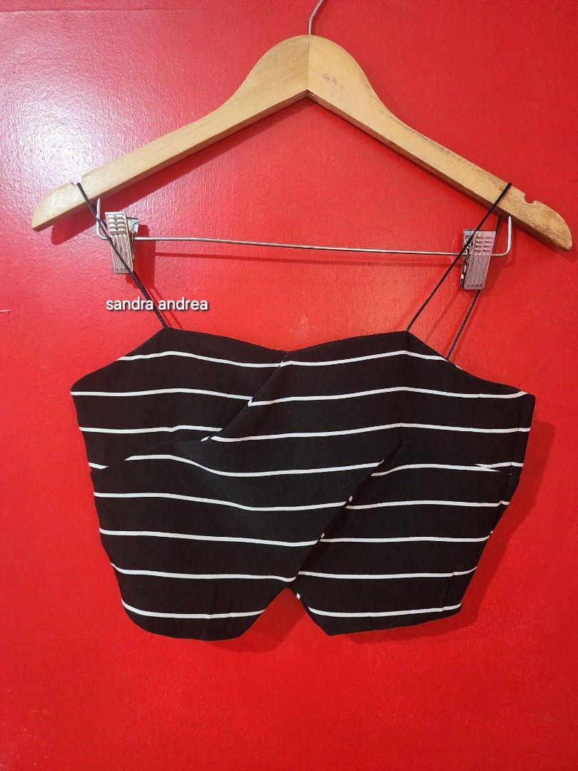 Black Coords for Women (Category: Sets or Coordinates) located in Manila. Submitted by abcdefghijiiin (Listing ID 1315781238, Image 1). Description: can fit small to medium.