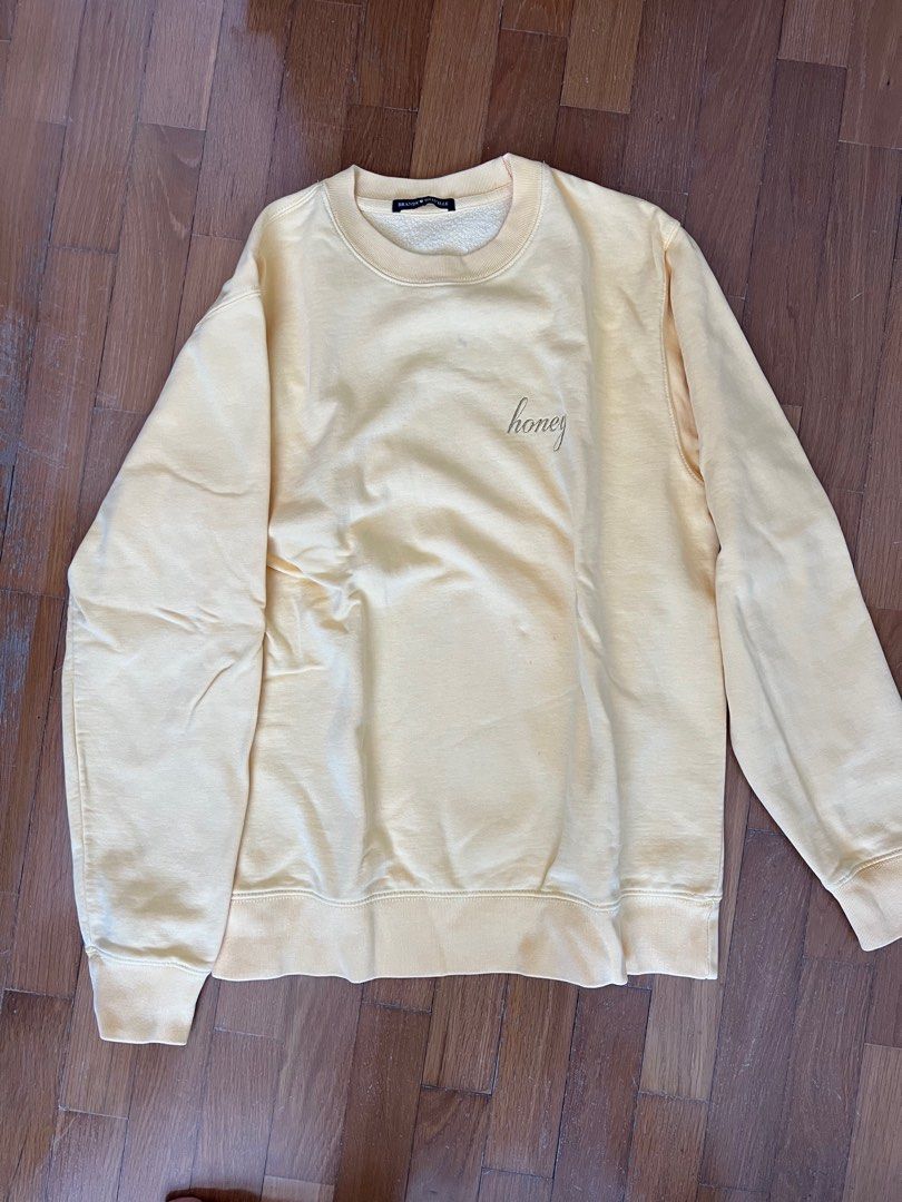 Brandy melville erica honey sweatshirt cheap