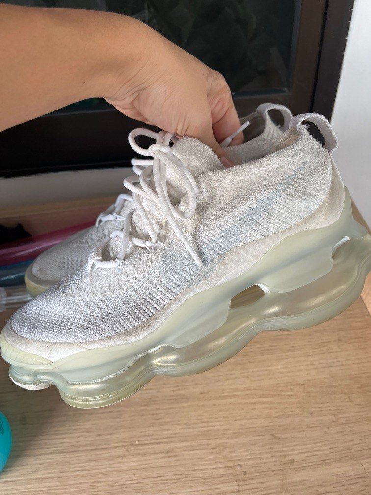 Cheapest on Carousell Nike Limited Edition Collector Collectible Rare Scorpion White Knit Shoes Sneakers US 7.5