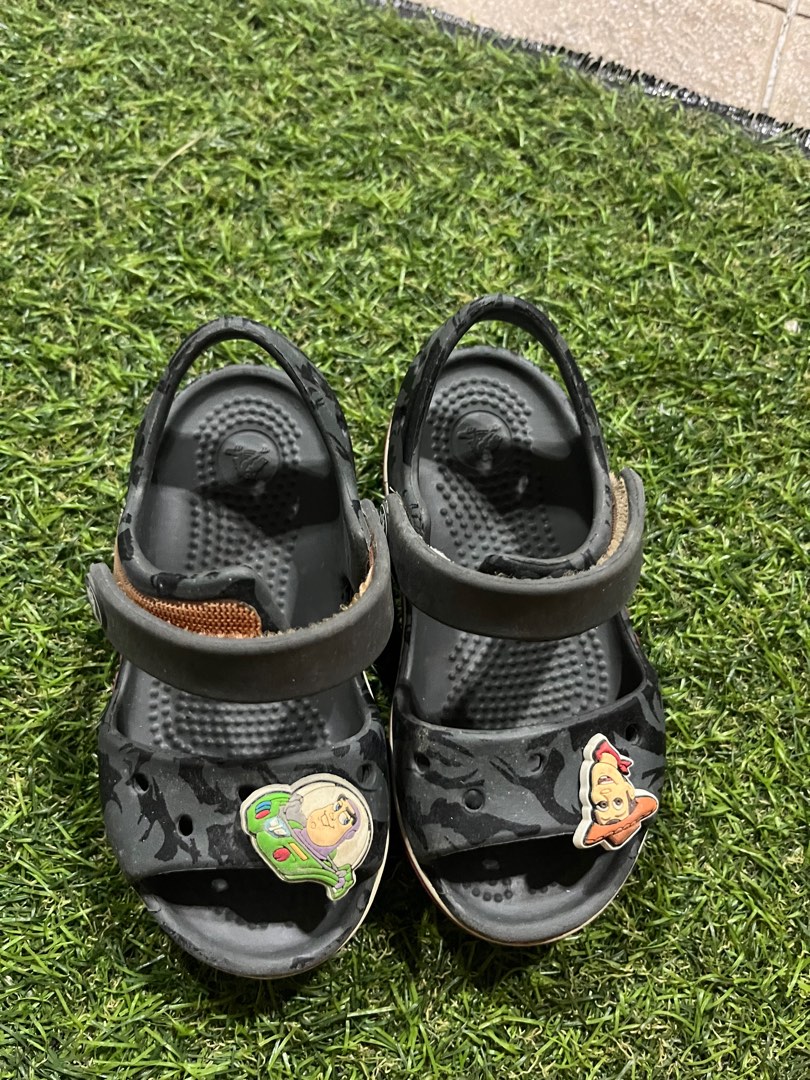 Crocs toddler 7 hotsell
