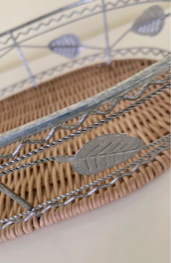 Decorative Metal Wire Basket With Rattan Metal leaves, Furniture