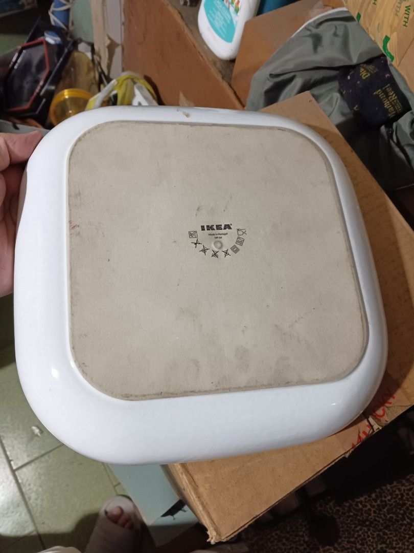 Dinner plate Ikea plate (Category: Dinnerware & Cutlery) located in Quezon City. Submitted by toys_r_here (Listing ID 1315882694, Image 2). Description: Ikea As is po as is po Good condition pa check nalng sa pic yun condition pm me for questions ship pwede Sta rosa and Alabang area atc or molito.