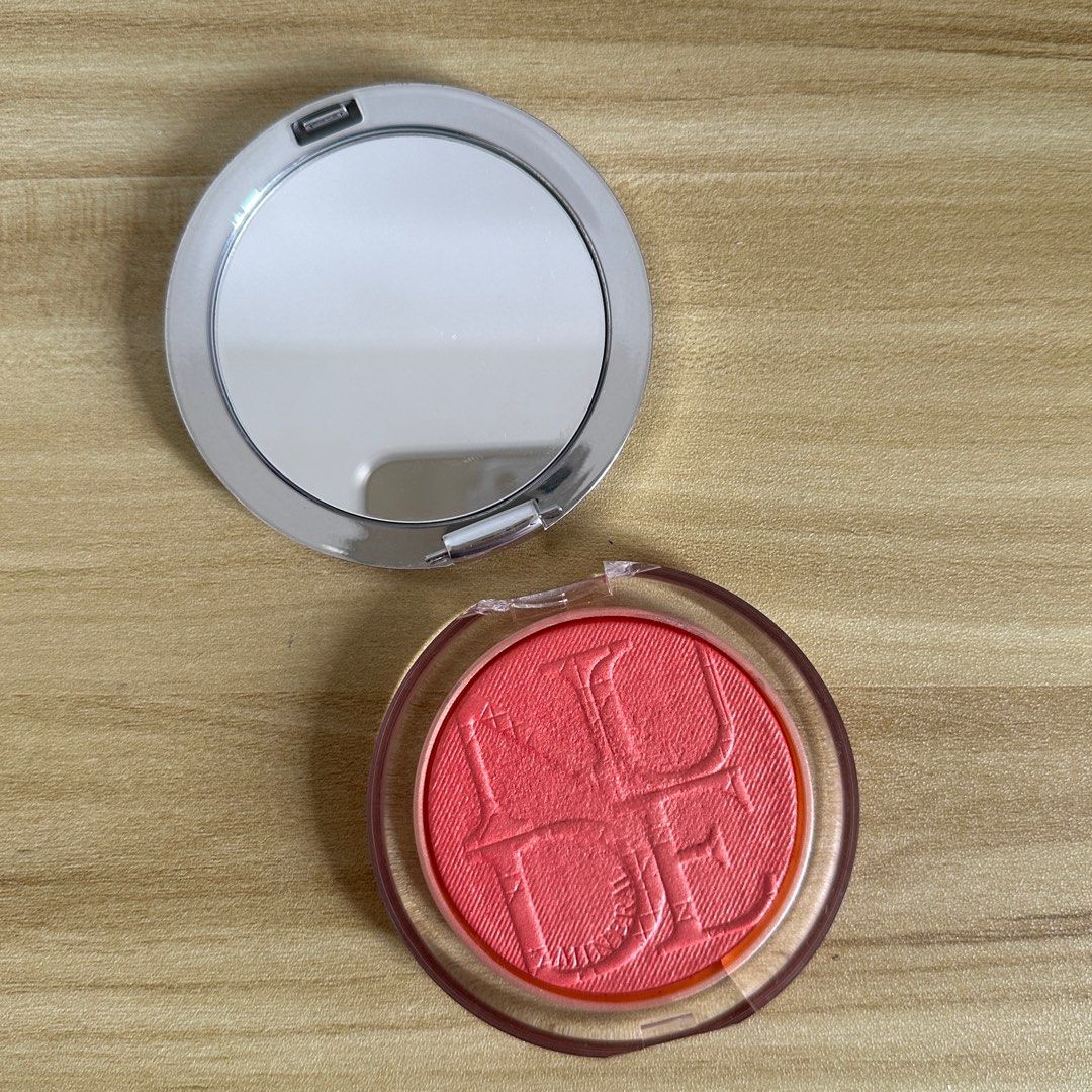 dior skin nude luminizer