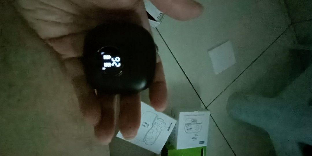 Ear buds64141675287297112